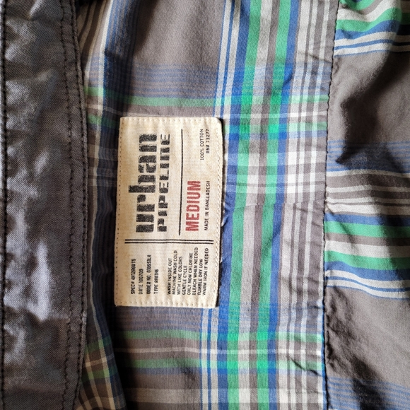 Urban Pipeline Men's Medium Button Up - Picture 5 of 6